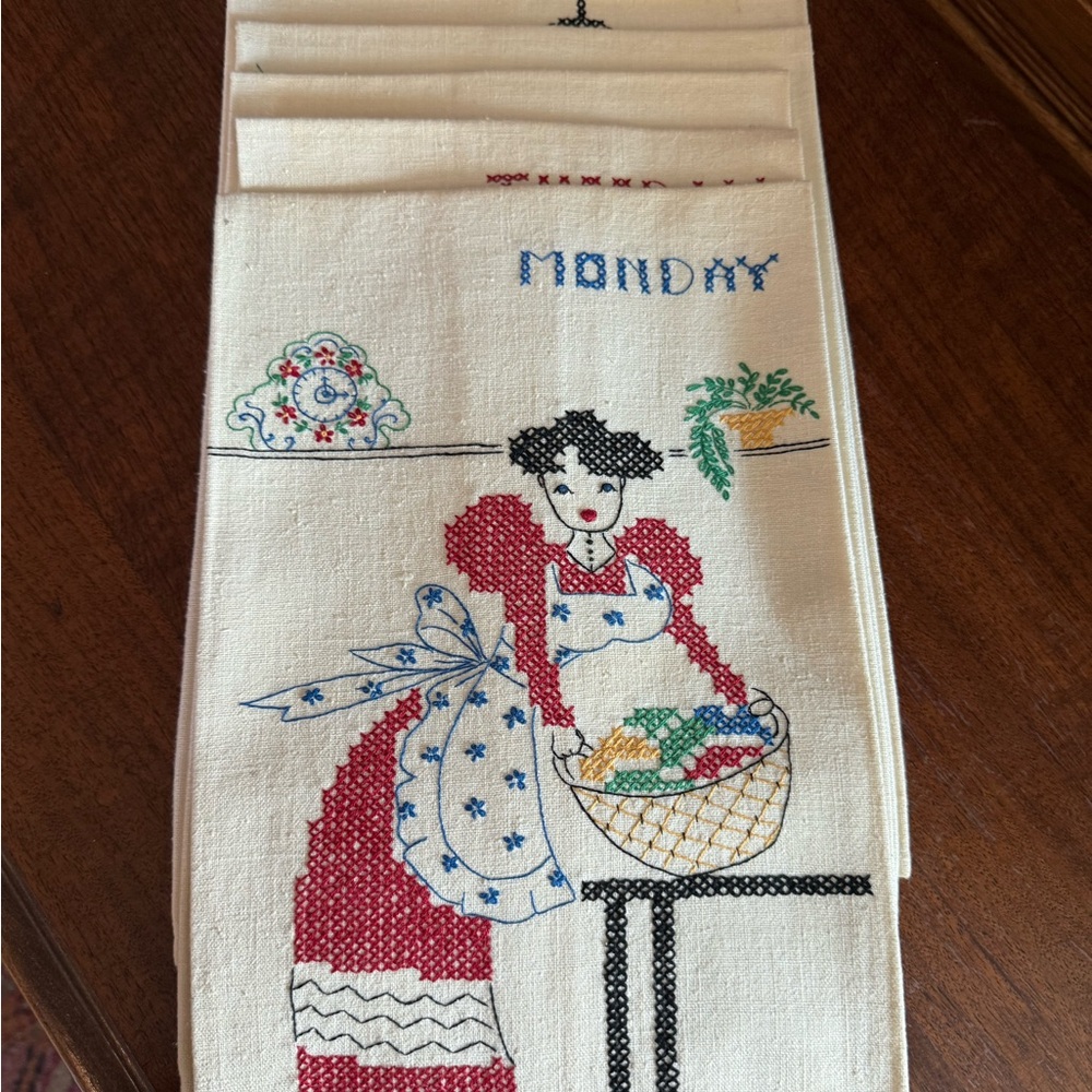 Vintage America days of the week Embroidered Linen Kitchen Towels